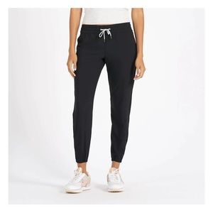 Vuori Black Weekend Jogger size medium